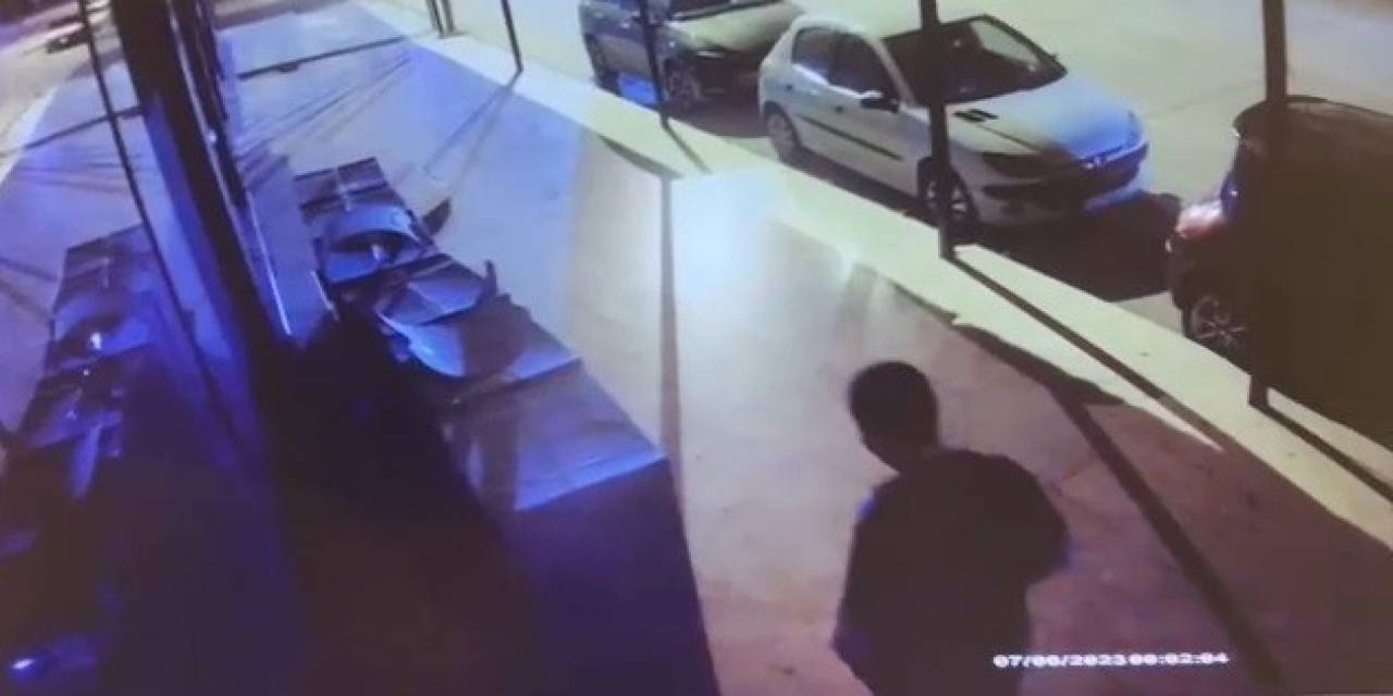 Sandalye Hırsızı Kamerada