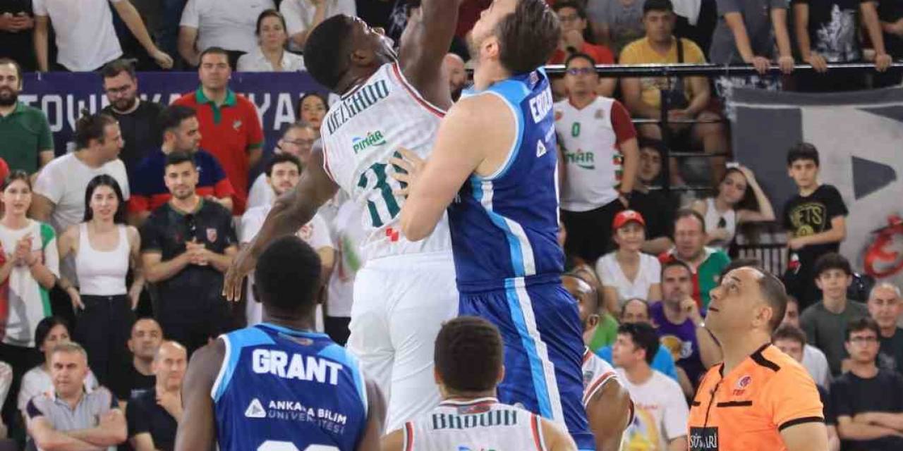 Pınar Karşıyaka Avantaj Peşinde