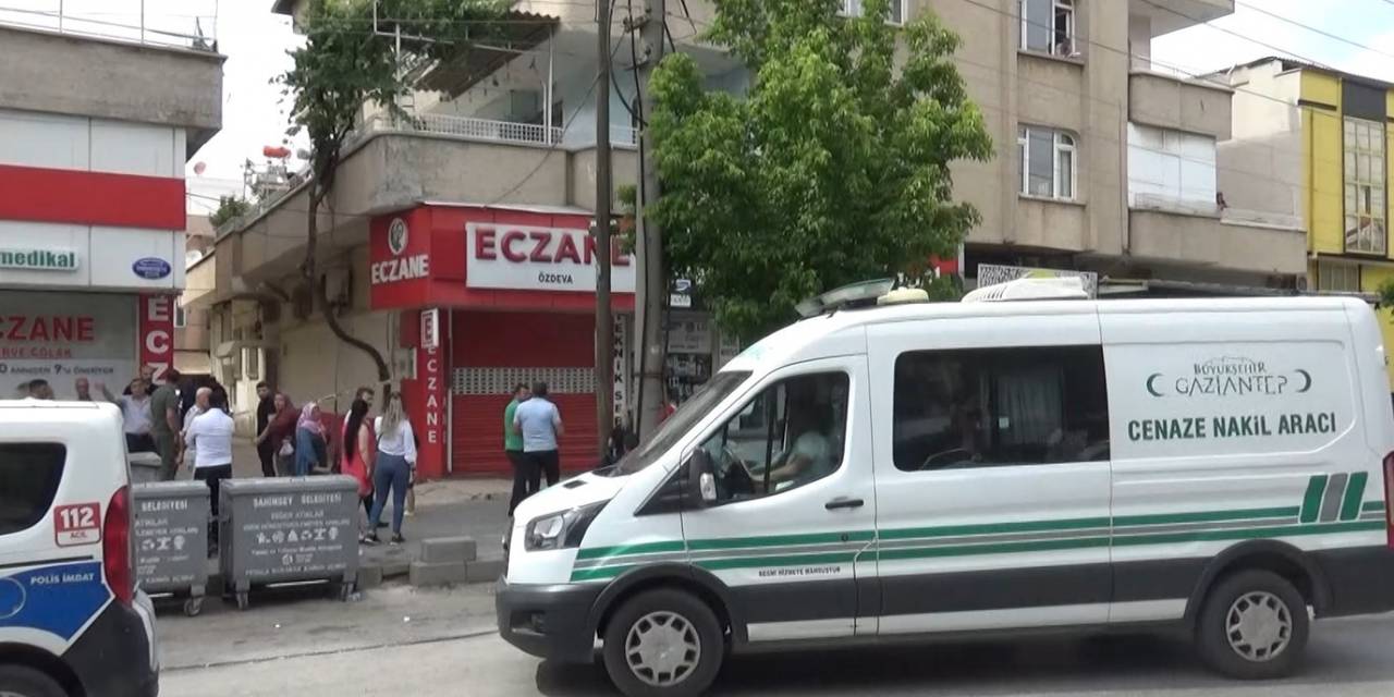 Yaşlı Kadın Evinde Ölü Bulundu