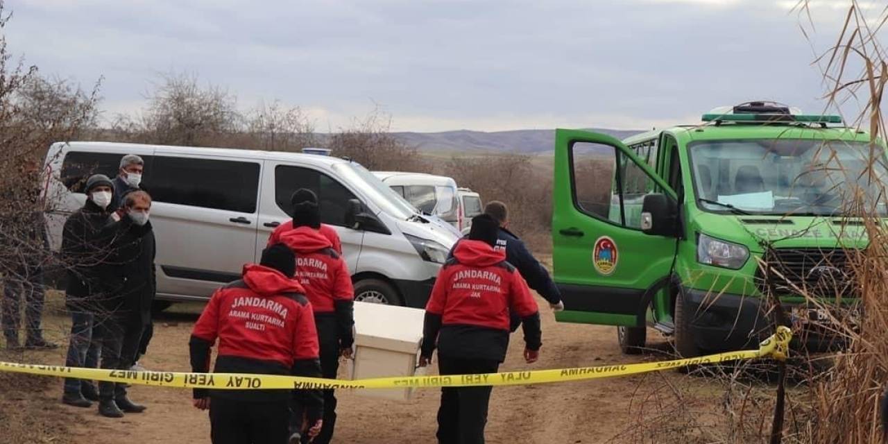 Arazide Ölü Bulunan Yaşlı Kadının Ölümüyle İlgili 3 Yıl Sonra Tutuklama