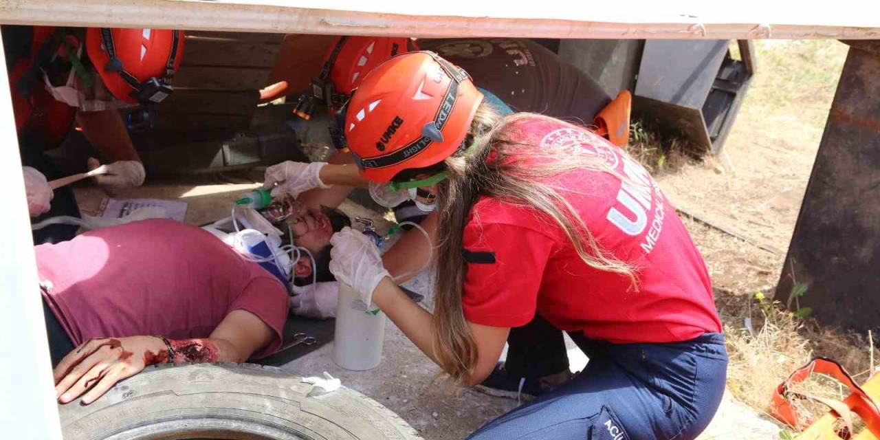 Umke’ye Katılan 36 Kursiyer Gerçeği Aratmayan Tatbikata Tabi Tutuldu