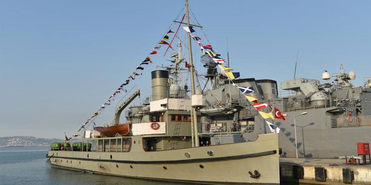 TCG Nusret Müze Gemisi Rize'de Ziyarete Açılacak