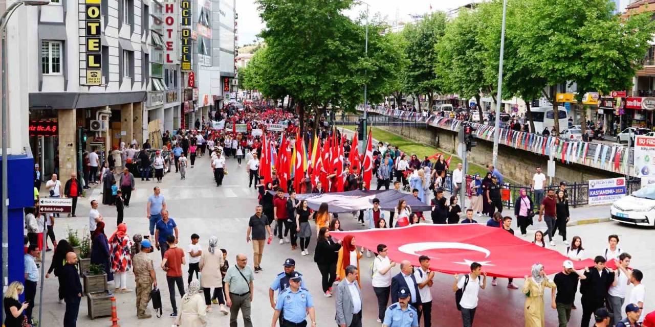 4 Gün Süren Atatürk Ve İstiklal Yolu Yürüyüşü Sona Erdi