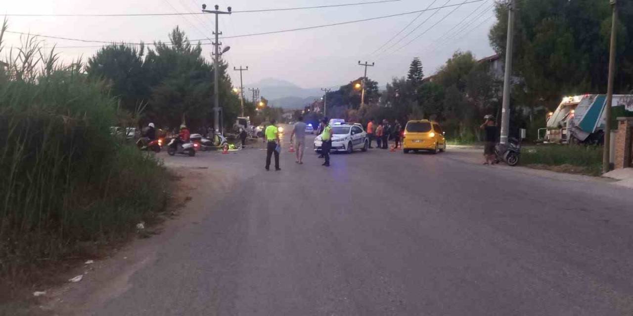 Fethiye’de Minibüs, Motosiklete Çarptı; 1 Kişi Öldü