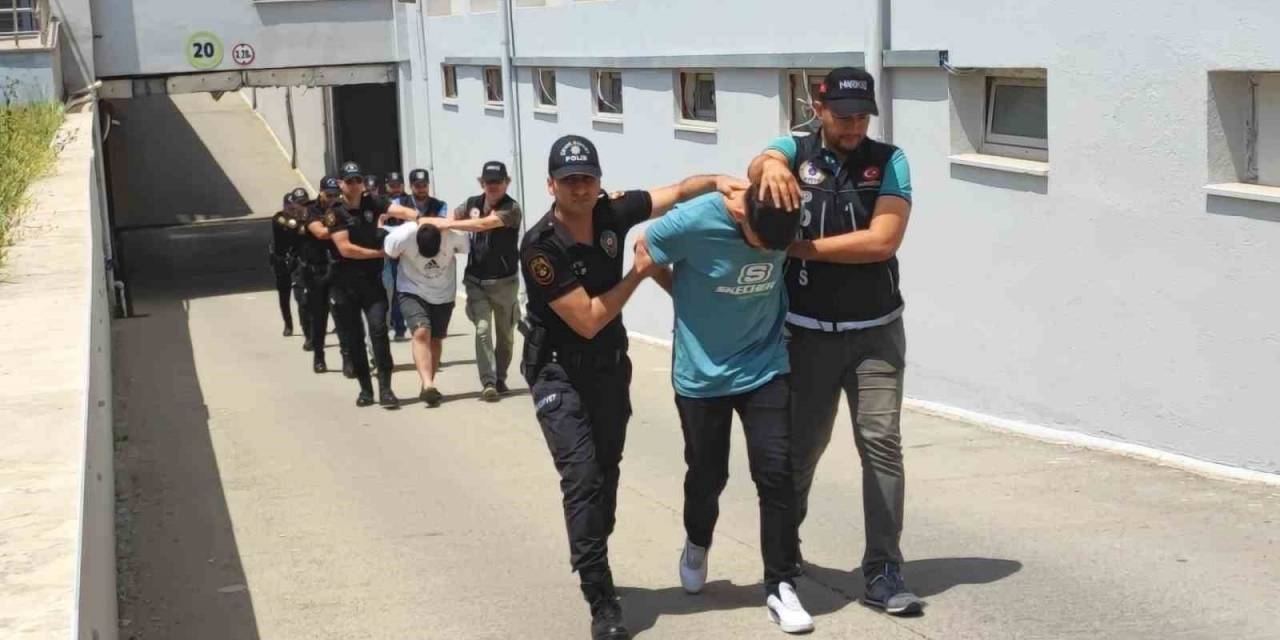 Uyuşturucu Sattığı Öne Sürülen 5 Zanlı Tutuklandı