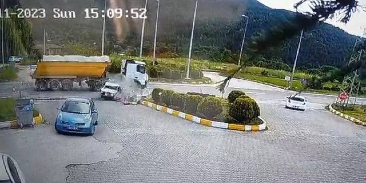 Karabük’teki Ölümlü Kaza Anı Kameraya Yansıdı