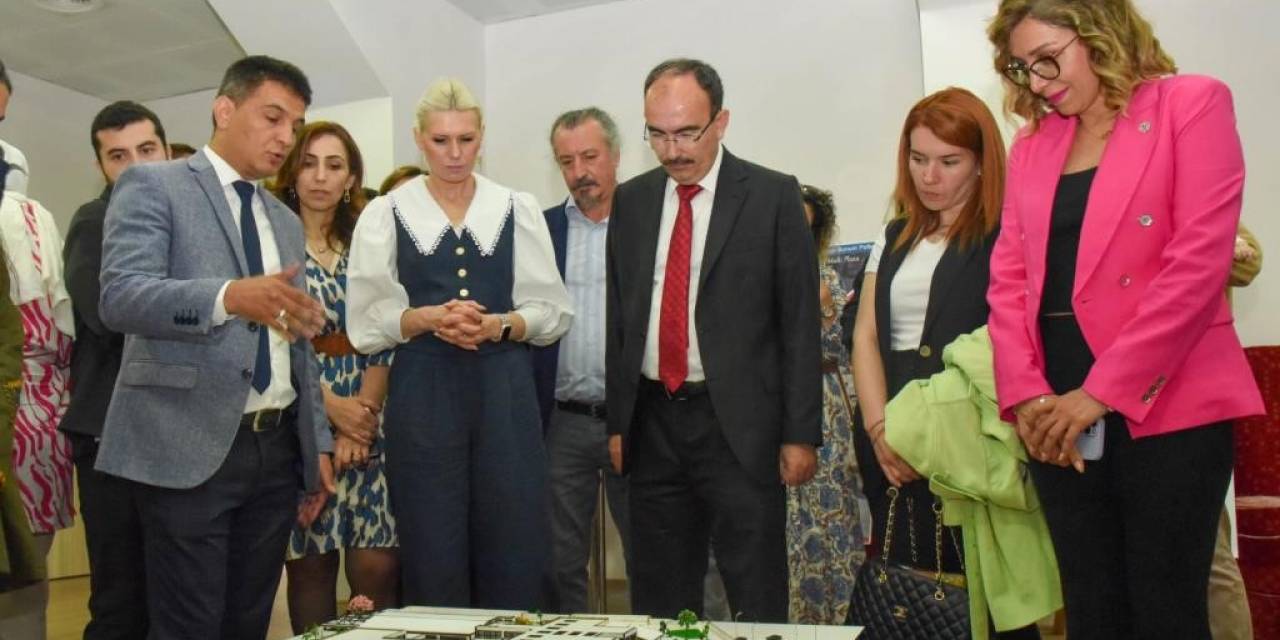 Bilecik’te  ‘kamusal Alanda İç Mekân Çözümleri Final Jürisi’ Programı Düzenlendi