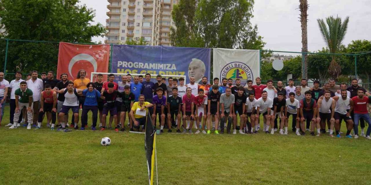 Mersin’de Ayak Tenisi Turnuvası