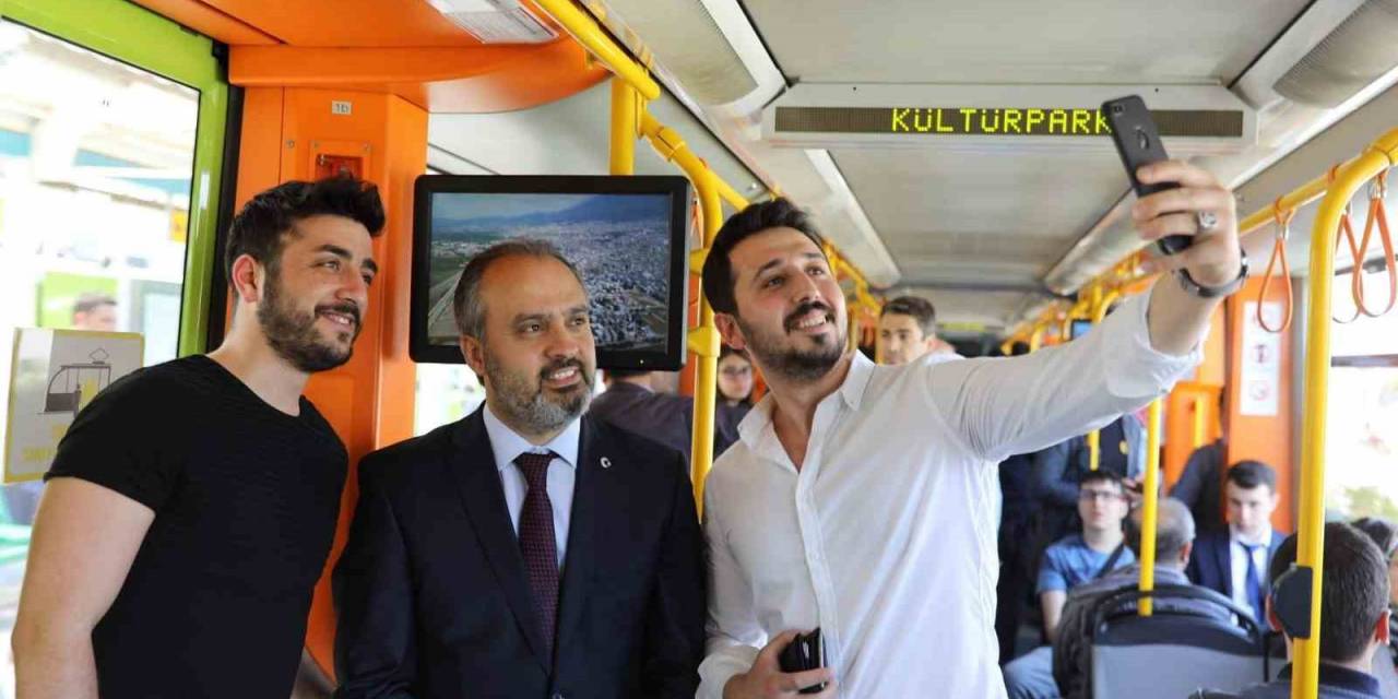 Üniversite Adaylarına Ücretsiz Ulaşım