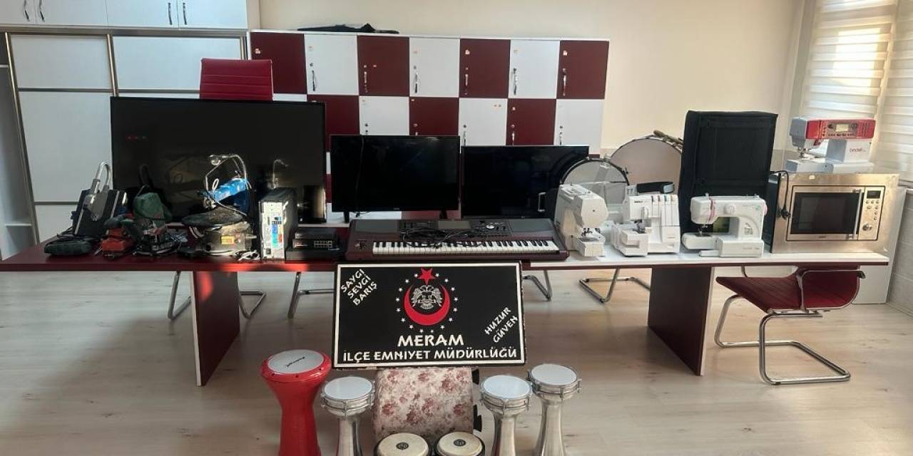 Özel Öğrencilerin Malzemelerini Çalan Hırsızlar Okula Taksi İle Gelmiş