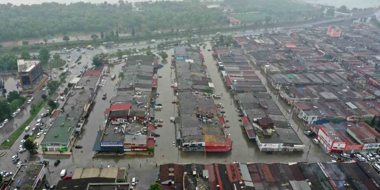 Samsun Valisi Dağlı: “tüm Ekiplerimiz Canla Başla Çalışıyor”