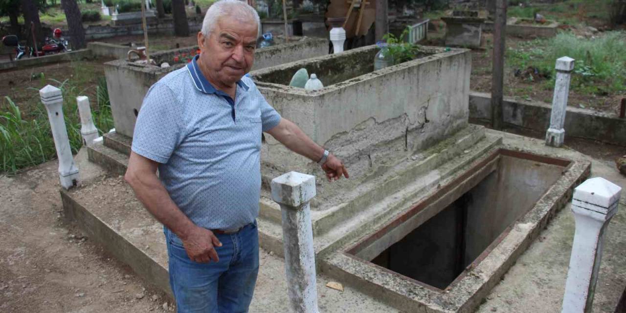 Şen Efe’nin Mezarlıkta Sürdürdüğü 15 Yıllık Çalışmanın Gizemi Ölünce Ortaya Çıktı