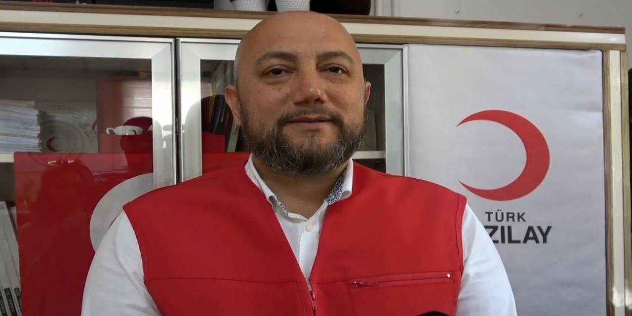 İhtiyaç Sahiplerinin Bayramlıkları Kızılay’dan
