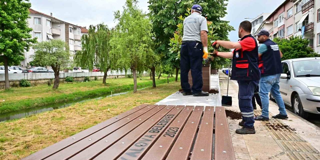 Yalova’da Vandallar İş Başında
