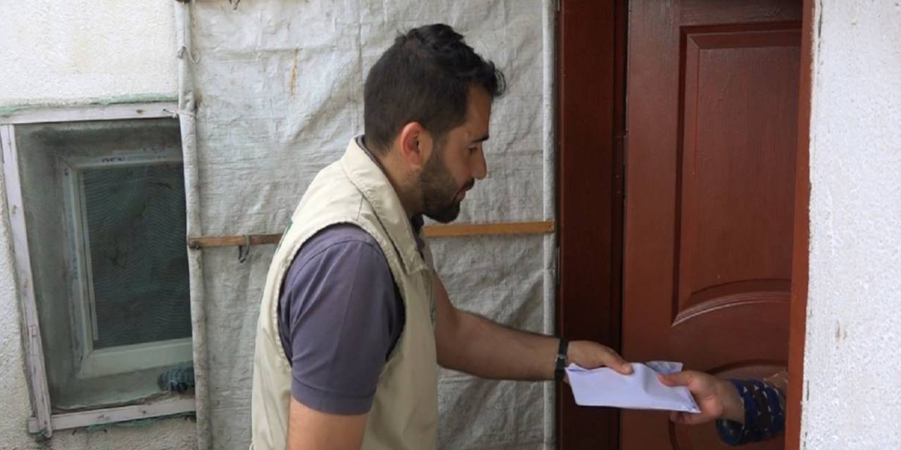 Kampanya İle Toplanan Para Aileye Teslim Edildi