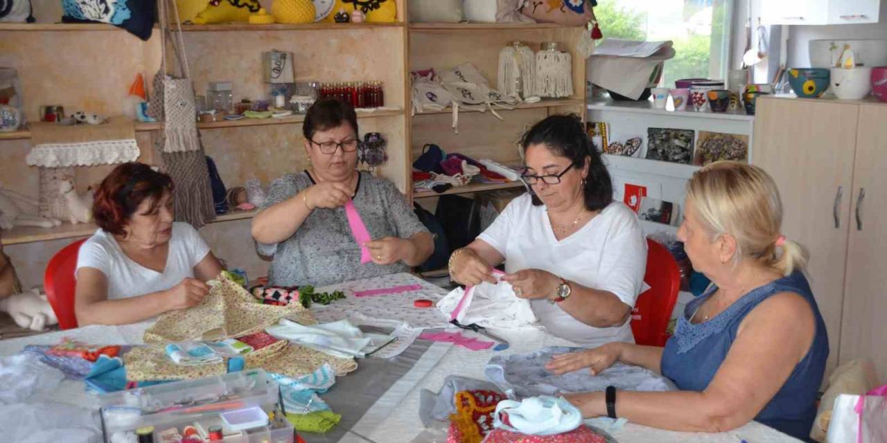 Makko Bayrama Neşe Katmak İçin Kolları Sıvadı