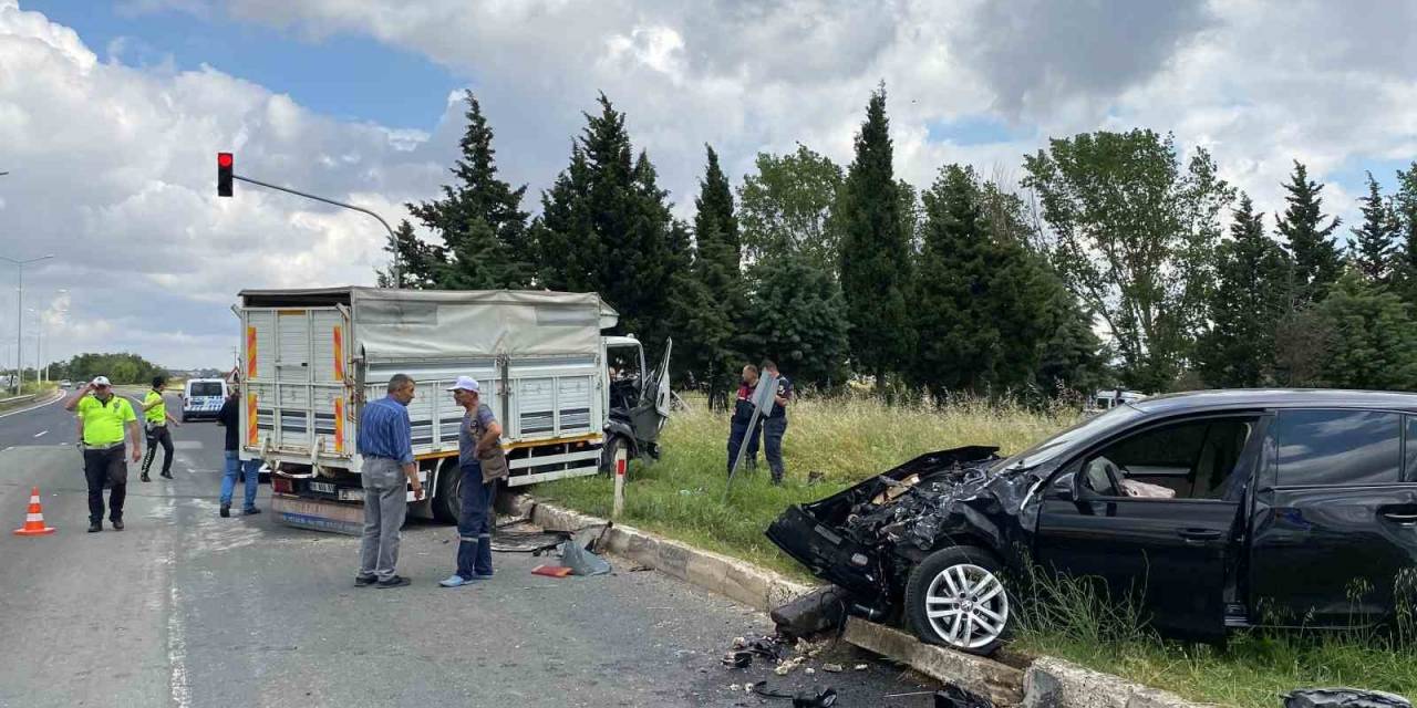 Çorlu’da Trafik Kazası: 4 Yaralı