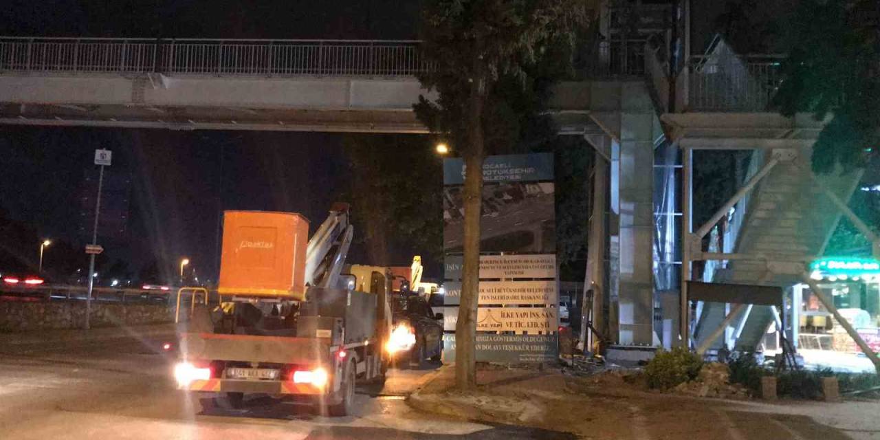 Elektrik Akımına Kapılan İşçi Yürekleri Ağza Getirdi