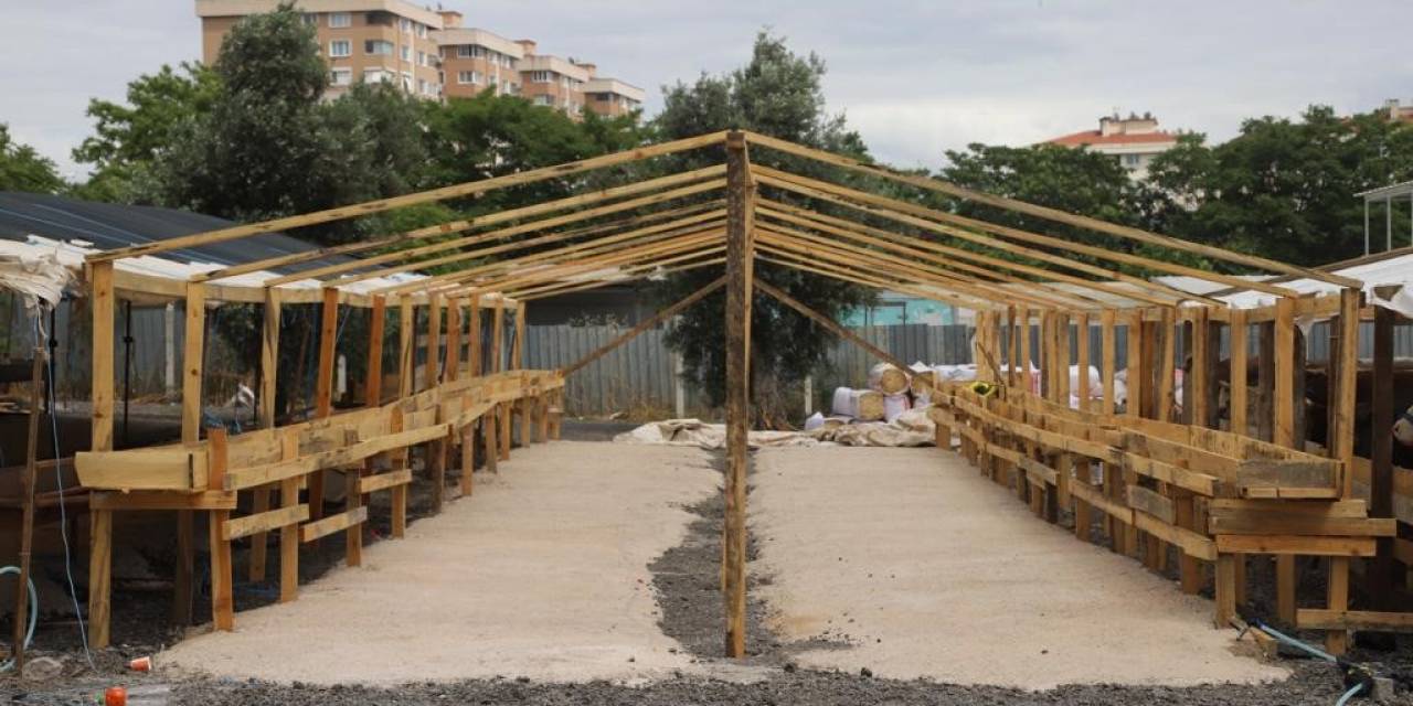 Kartal’da Kurban Satış Ve Kesim Alanı Bayrama Hazır