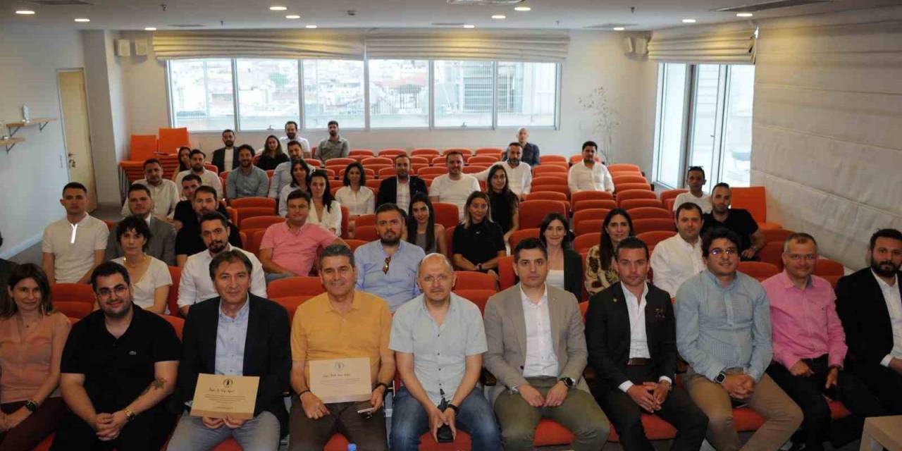 Türkiye’nin Sıfır Karbon Yolculuğu Masaya Yatırıldı