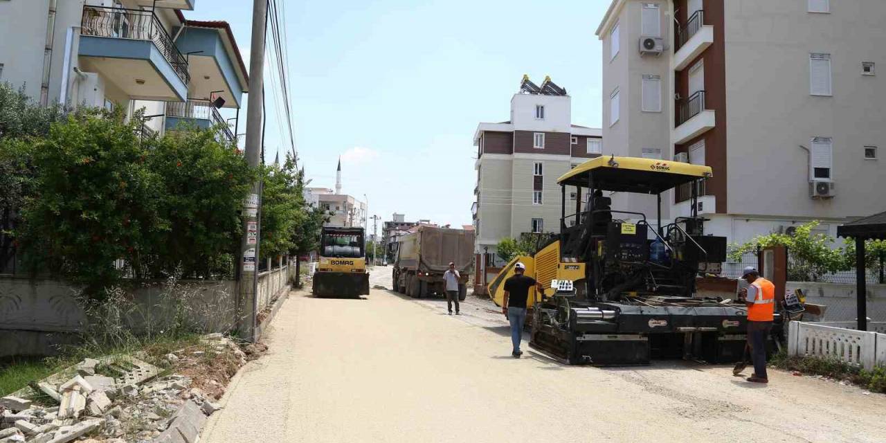 Döşemealtı’nda Altyapıları Tamamlanan Cadde Ve Sokaklara Sıcak Asfalt