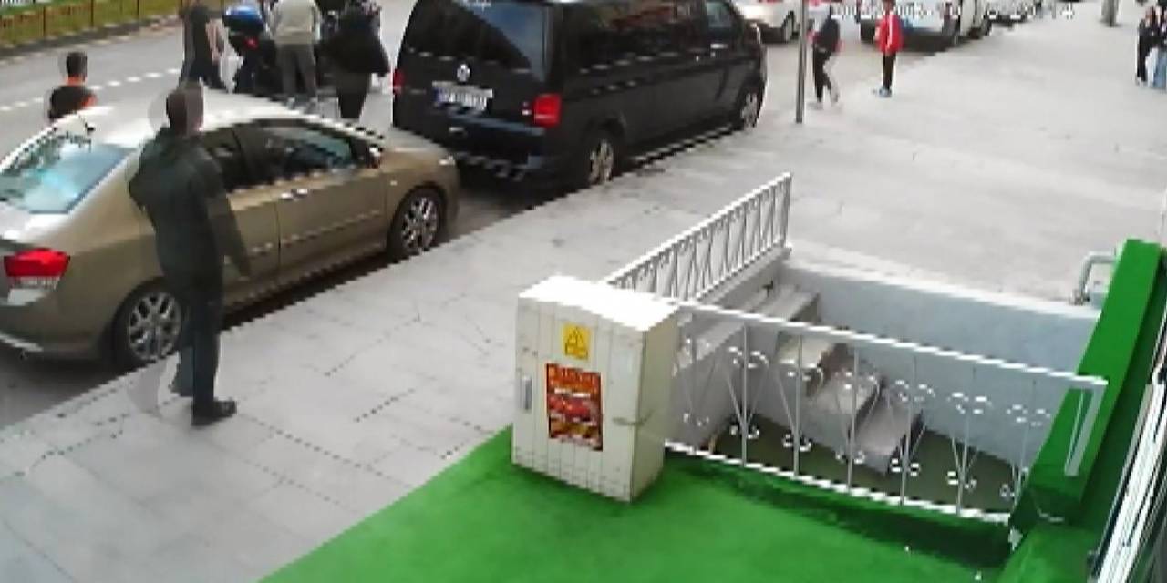 Motosiklet Kazası Saniye Saniye Güvenlik Kamerasında