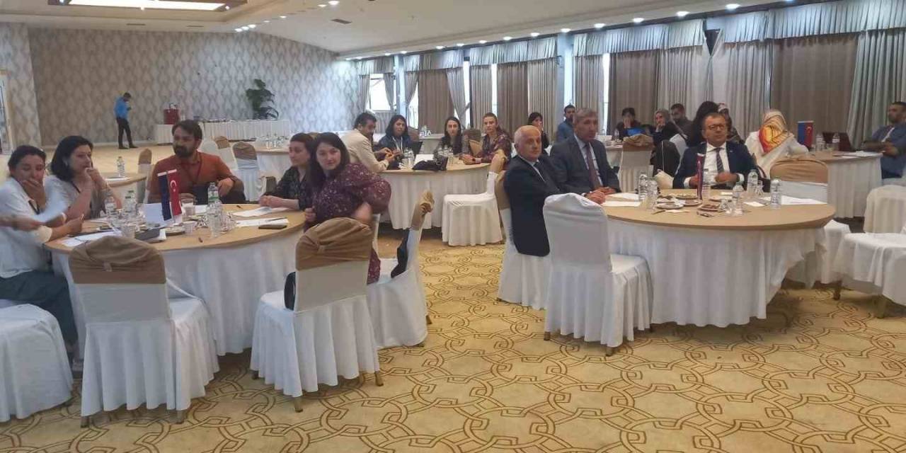 Kars’ta “kadınlar Kooperatifler Yoluyla Güçlenmesi”  Projesi