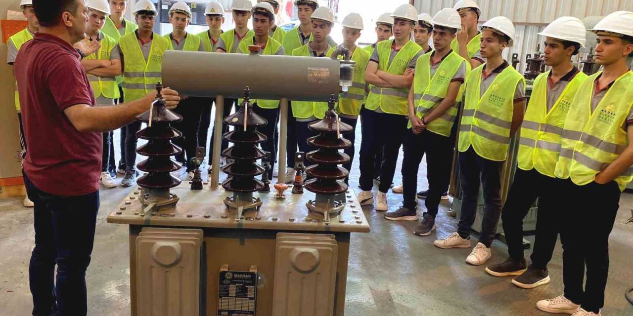Yüksek Gerilim Dalı Öğrencileri Saha Eğitimleriyle Sektöre Hazırlanıyor