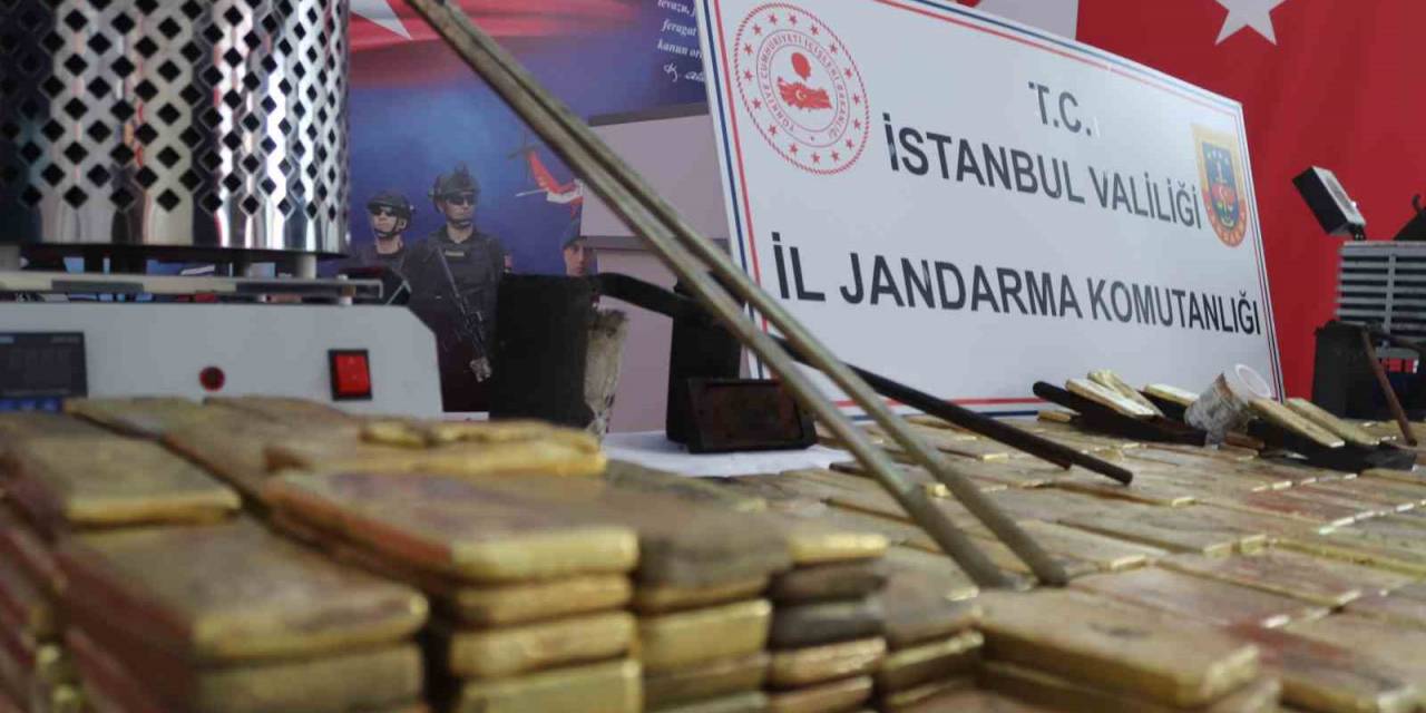 Jandarmanın Operasyonunda Ele Geçirilen 300 Kilogram Sahte Külçe Altın Sergilendi