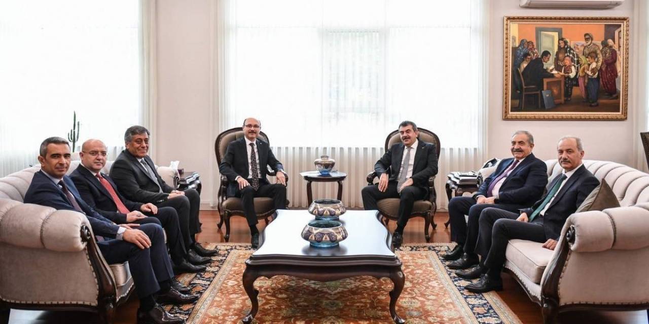 Türk Eğitim-sen’den Bakan Tekin’e Ziyaret