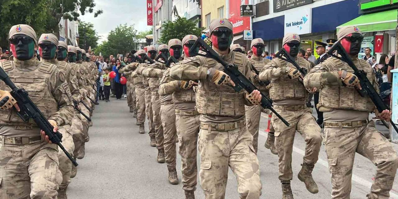 Aksaray’da Komandolardan Gururlandıran Gösteri