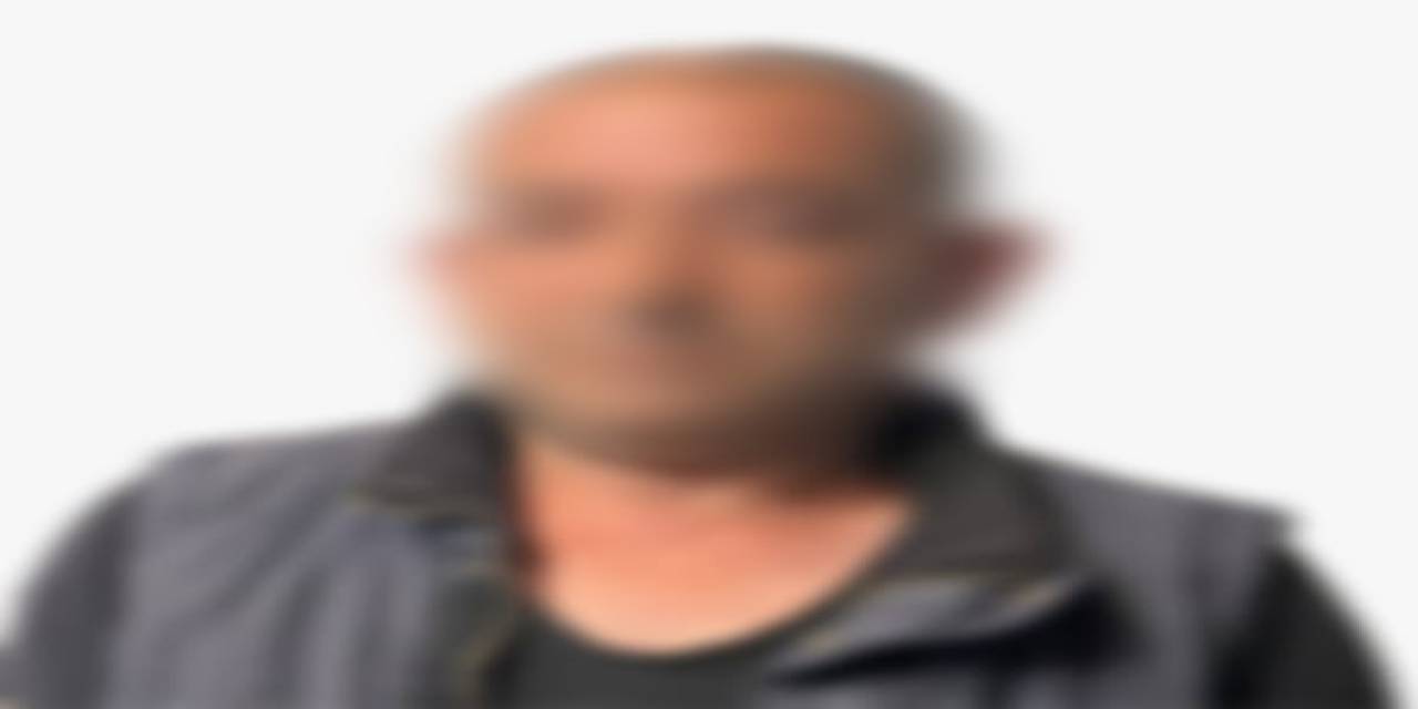 Kadını Evinin Önünde Bıçakla Tehdit Etti