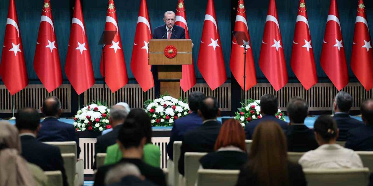 Cumhurbaşkanı Erdoğan: “milletimiz, 14 Mayıs Ve 28 Mayıs’ta İki Kez Ortaya Koyduğu İradesiyle Eski Sisteme Dönüş Önerilerini Reddetmiştir. Parlamenter Sistem Tartışmaları Bir Daha Açılmamak Üzere Kapanmıştır.”