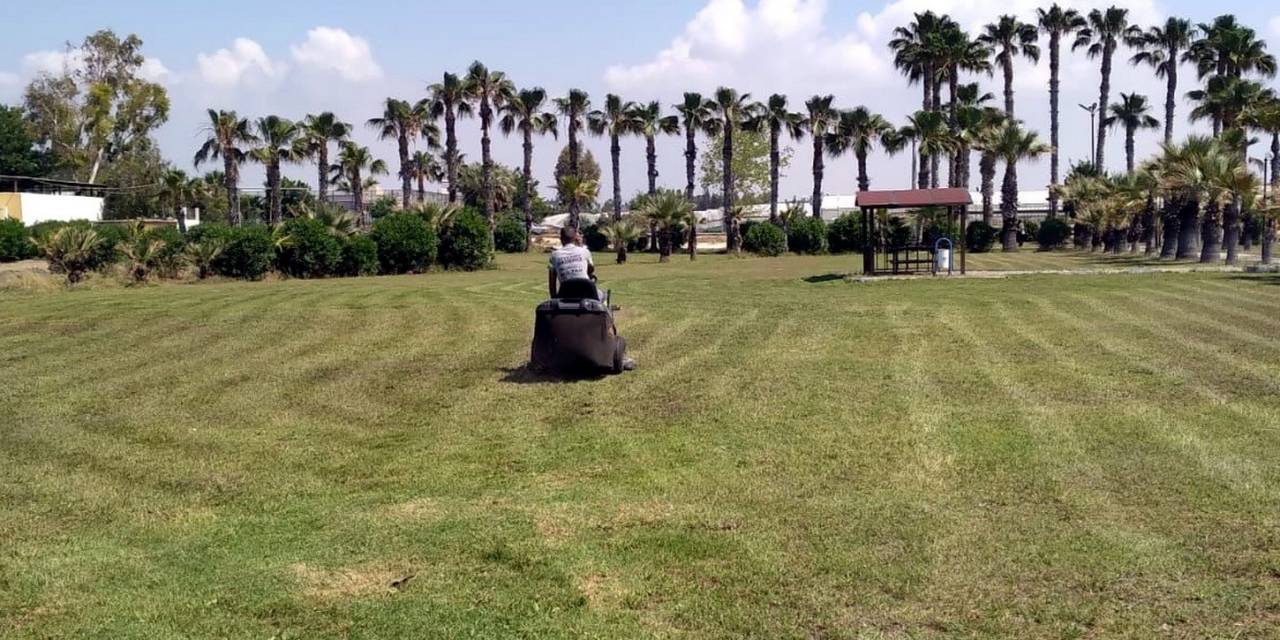 Akdeniz’de Yeşil Alanlar Elden Geçiriliyor