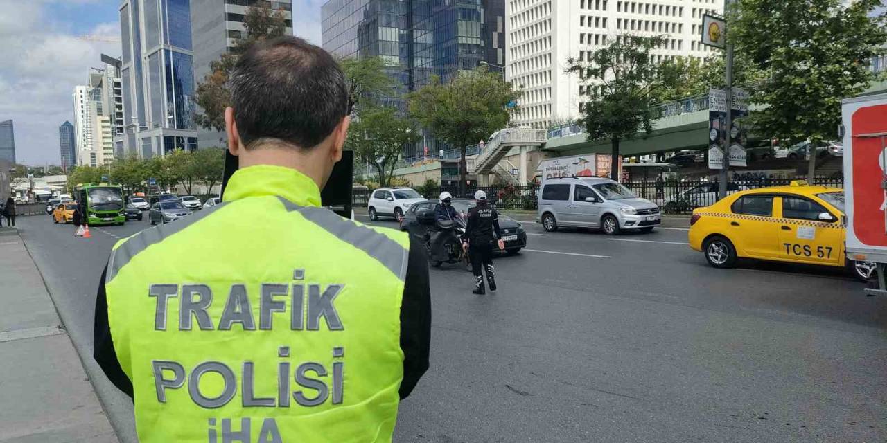 İstanbul’da Dron Destekli Trafik Denetimi