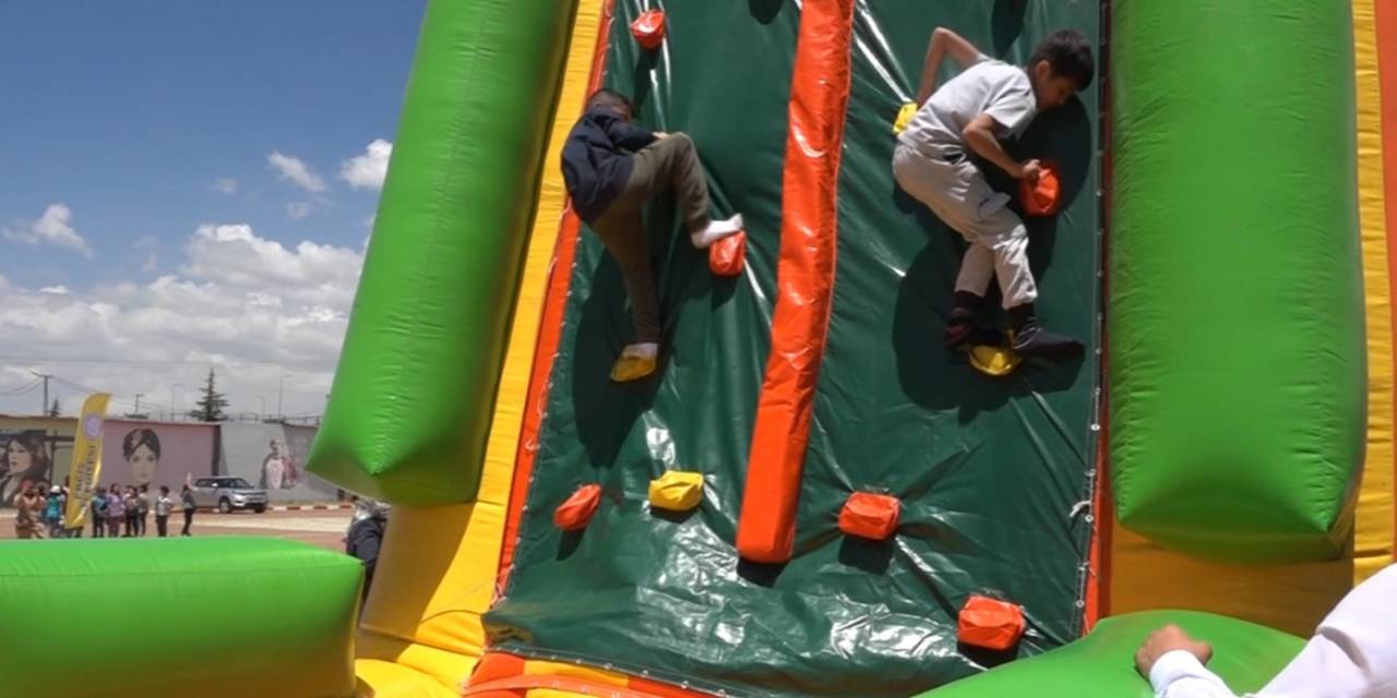 Erciş’te Karne Festivali Düzenlendi