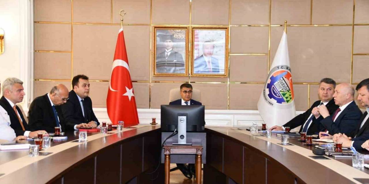 İl Göç Kurulu Vali Fuat Gürel Başkanlığında Toplandı