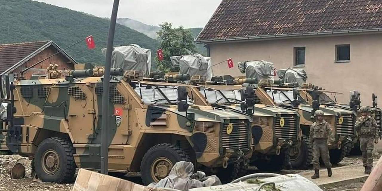 Türk Komandoları Kuzey Mitroviça’da