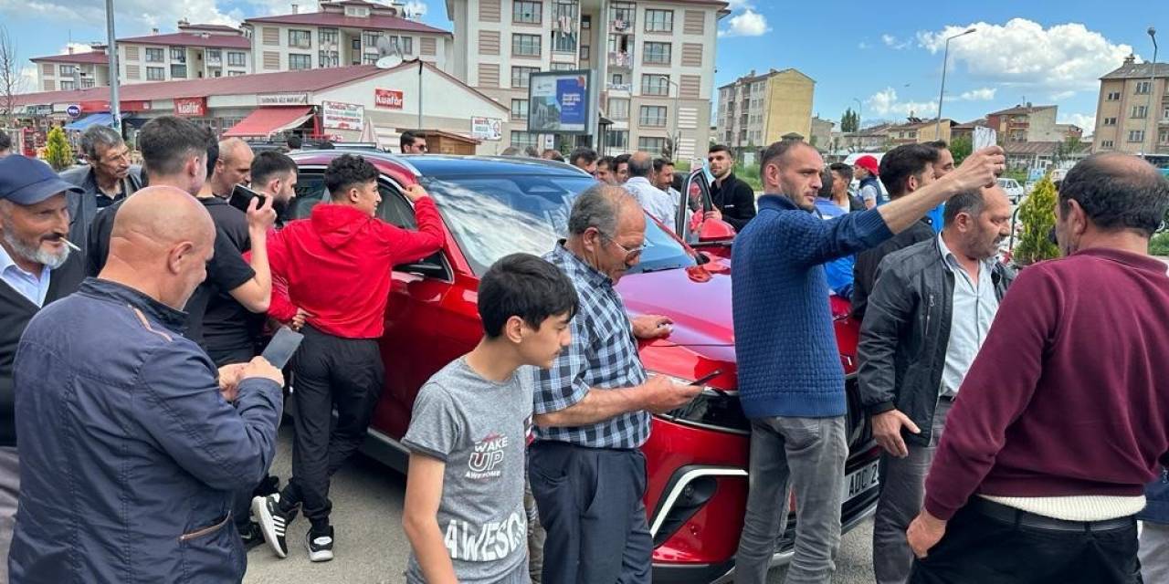 Erzurum’un İlk Togg’una Büyük İlgi