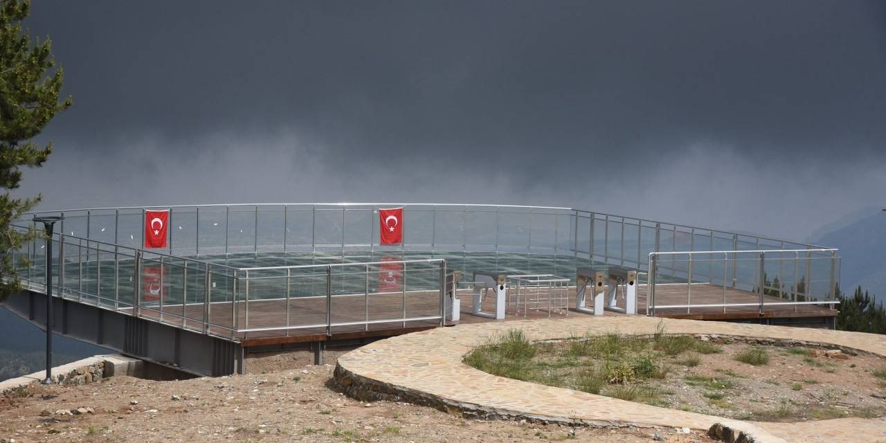 Zorkun Cam Seyir Terasında Son Aşamaya Gelindi