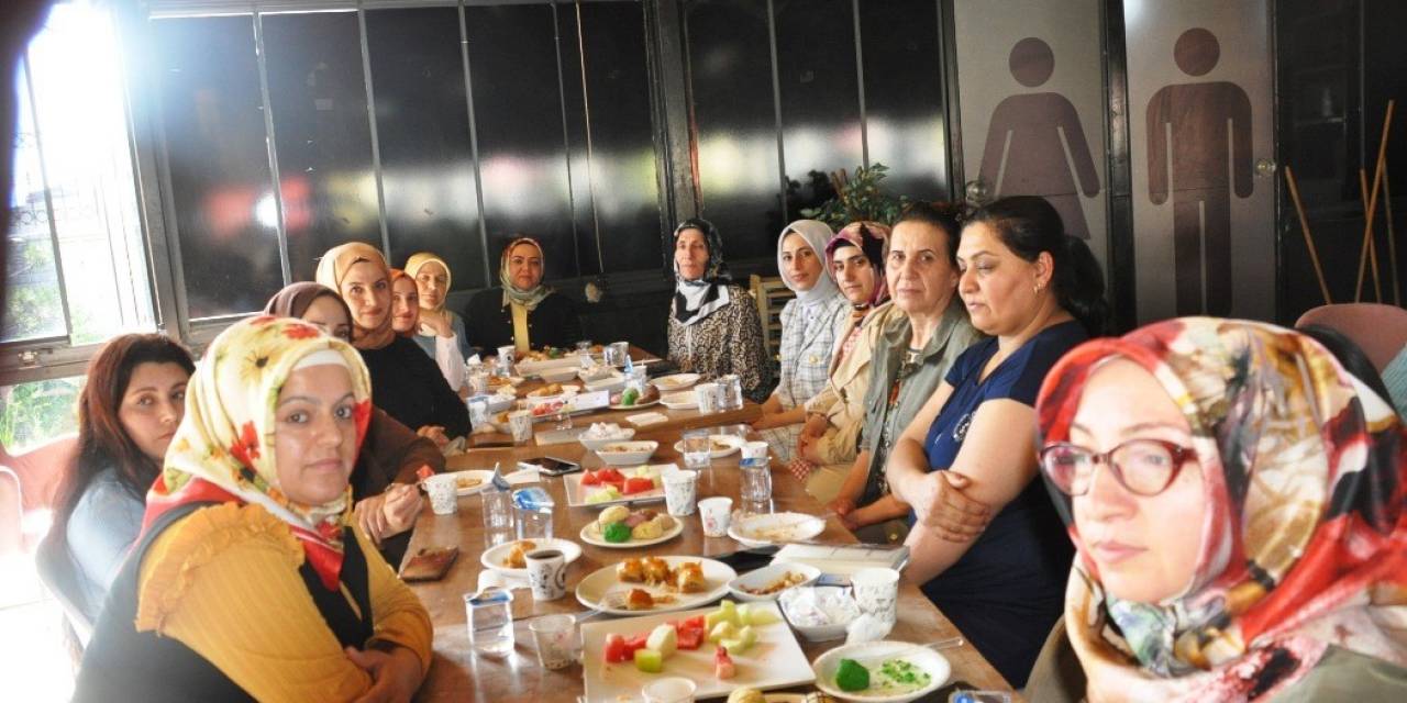 Bulanık’ta “birkaç Söz Ve Dilber” İsimli Kitapların Tanıtımı Yapıldı