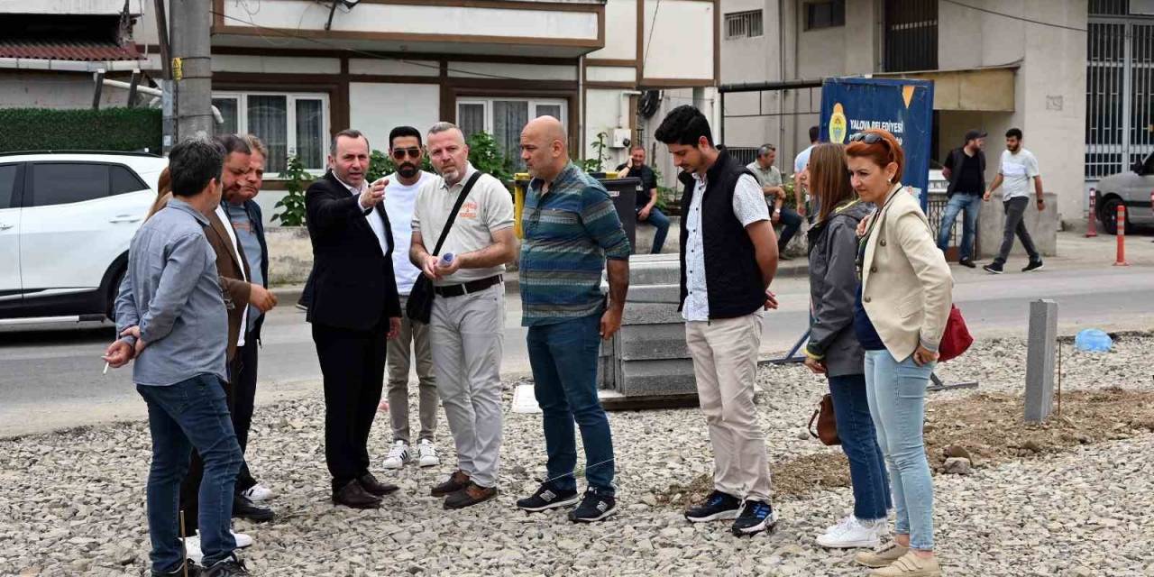 Yalova Belediyesi’nden Dörtyol’da Yol Genişletme Çalışması