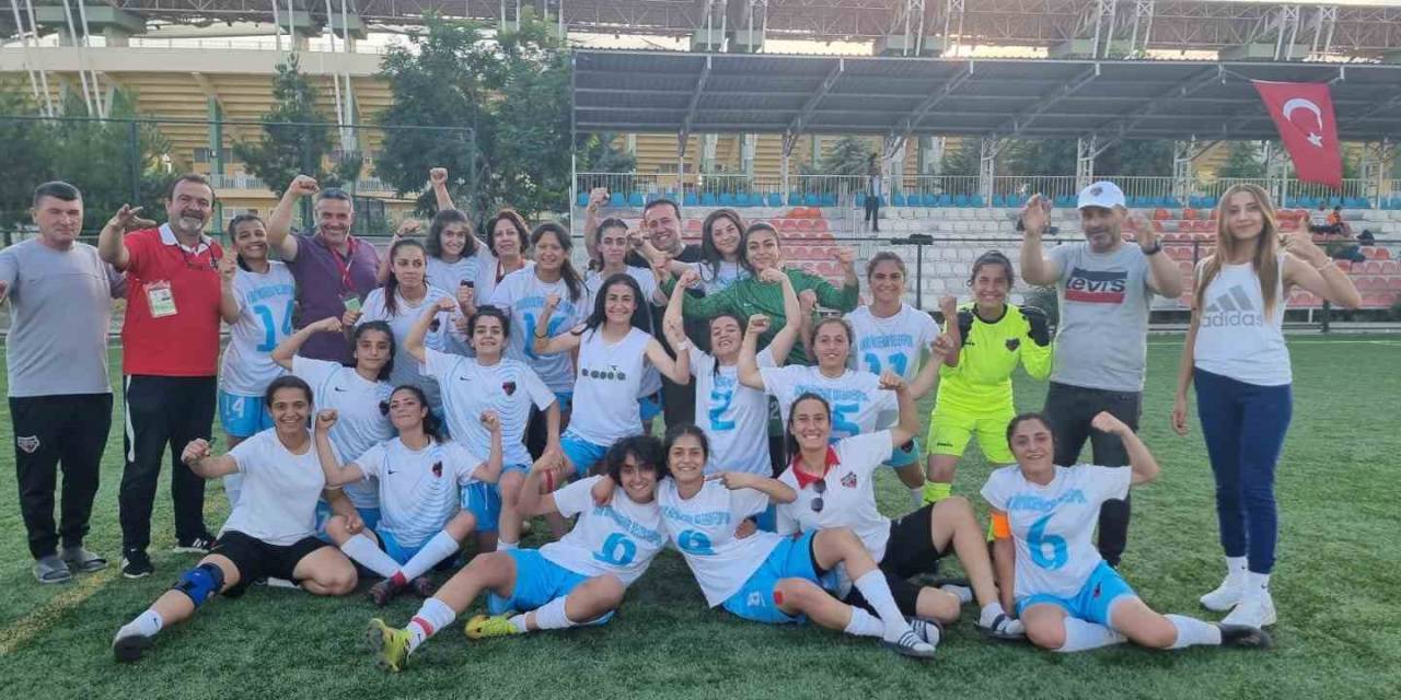 Vanlı Kızlar Play-off İlk Turunda Gülen Taraf Oldu