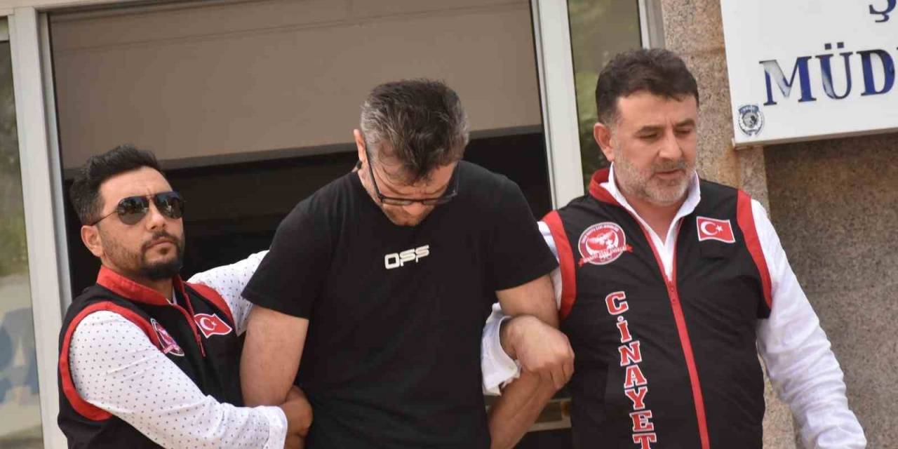 İzmir’de Öz Ağabeyini Öldüren Kişi Tutuklandı