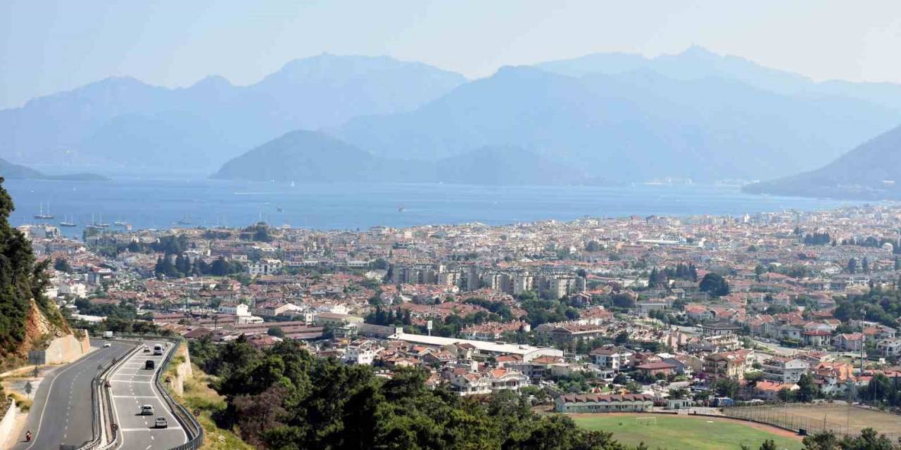 Marmaris’te Ev Ve Arsa Fiyatları Yükseliyor, Emlakçılar Taleplere Cevap Veremiyor