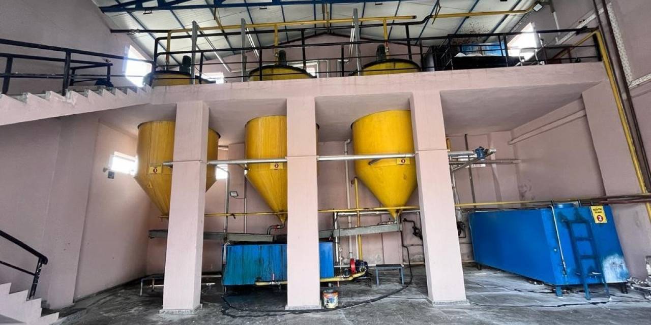 Bitkisel Yağ Fabrikasında 1 Milyon 300 Bin Litre Kaçak Akaryakıt Ele Geçirildi