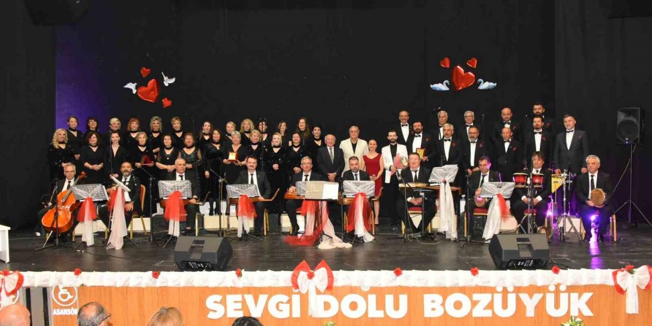 Bozüyük’te “aşk Şarkıları” Yankılandı