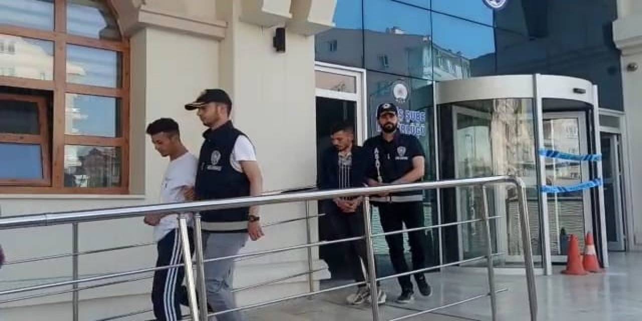 Konya’da Camiden Ve Evden Hırsızlık Şüphelisi 2 Kişi Tutuklandı