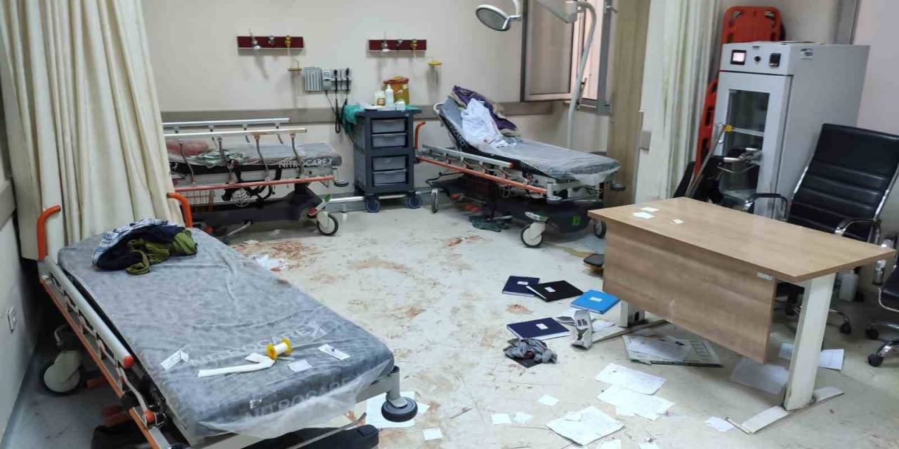Doktoru Darp Edip, Hastaneyi Birbirine Kattılar