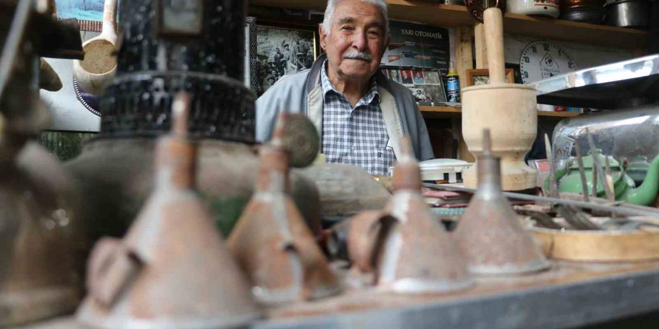 Sivaslı Antikacının Sattığı Silahlar Topkapı Sarayı’nda Sergileniyor